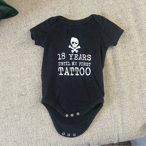 Baby Essentials Black Skull Print Bodysuit